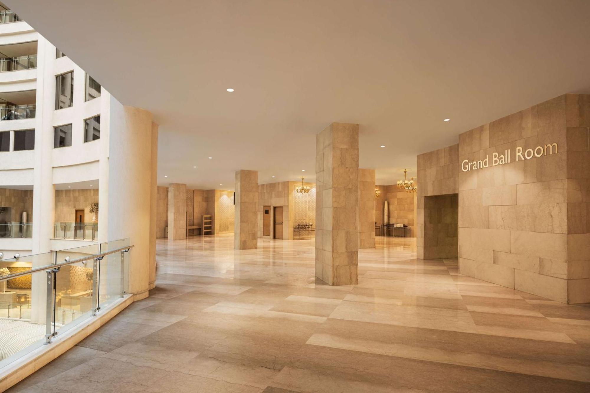 Radisson Blu Hotel New Delhi Dwarka Exteriér fotografie The Grand Ballroom