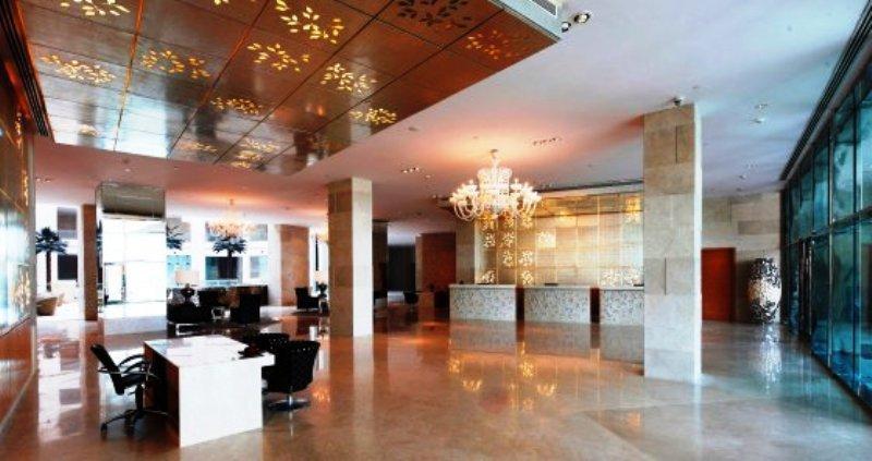 Radisson Blu Hotel New Delhi Dwarka Interiér fotografie Lobby